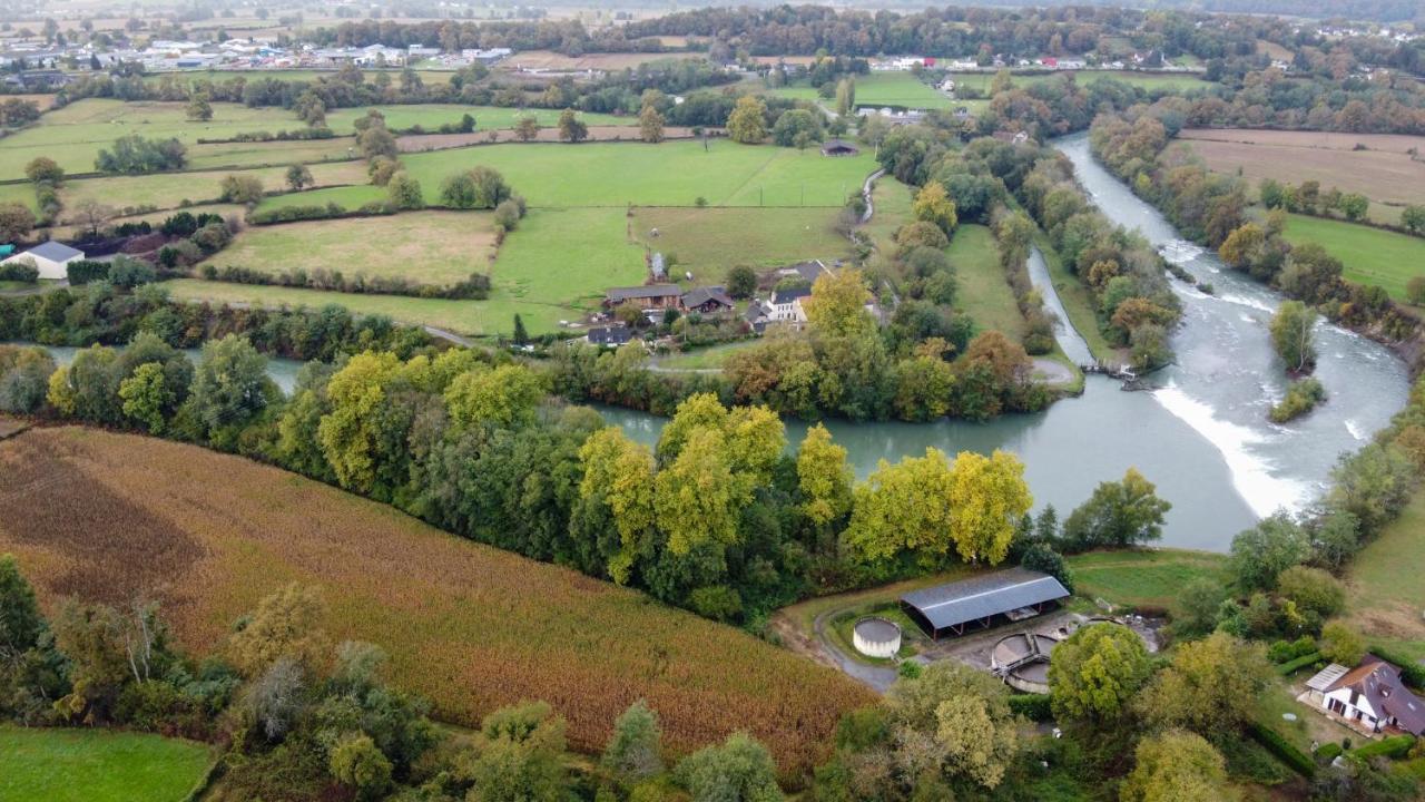 Gite Les Petits Chemins Ledeuix Eksteriør bilde